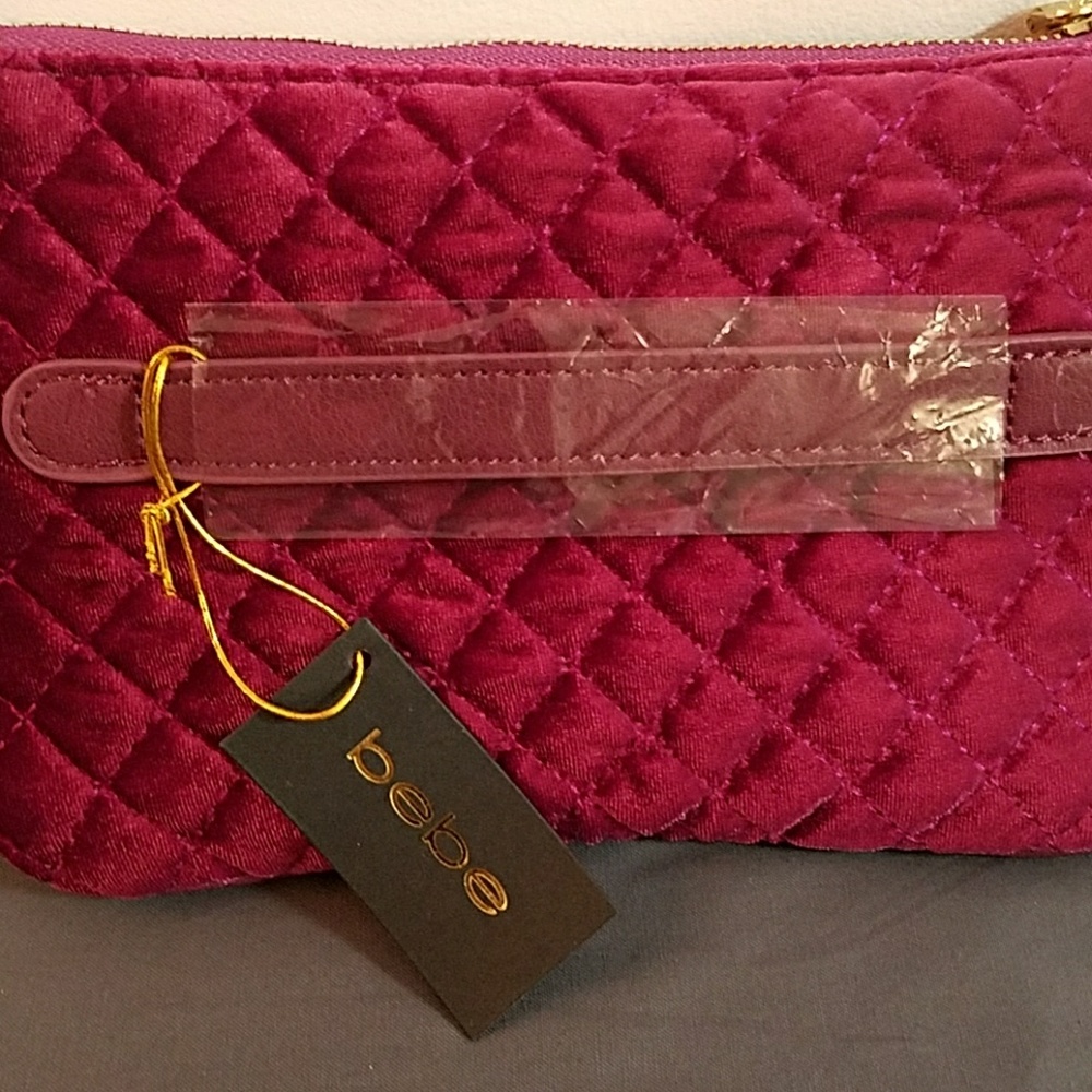 NEW bebe Magenta Danielle Top Zip Velvet Wristlet - Picture 5 of 7